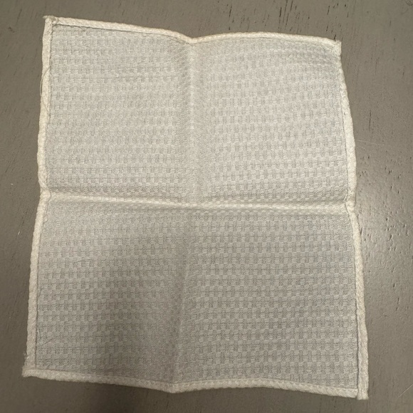 Pleasant Company American Girl Doll Felicity Tea Lesson - Napkin Only - Picture 3 of 4